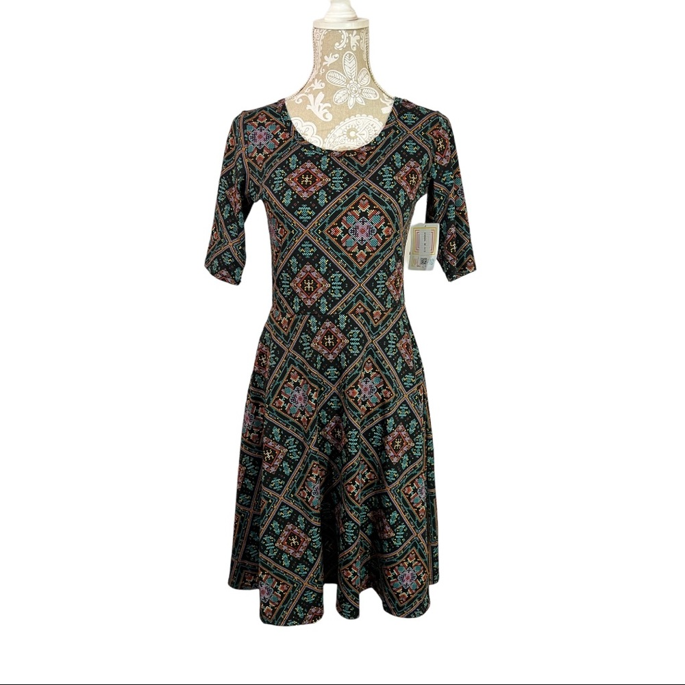 Lularoe Nicole Dress, A-Line, Fit and Flare, Short Sleeve, Size M, 8-10